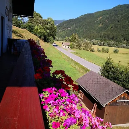 Arbeiterzimmer Vintage Gaestehaus Privatunterkunft Murau