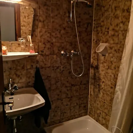 Arbeiterzimmer Vintage Gaestehaus Murau