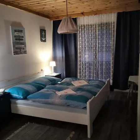 Arbeiterzimmer Vintage Gaestehaus